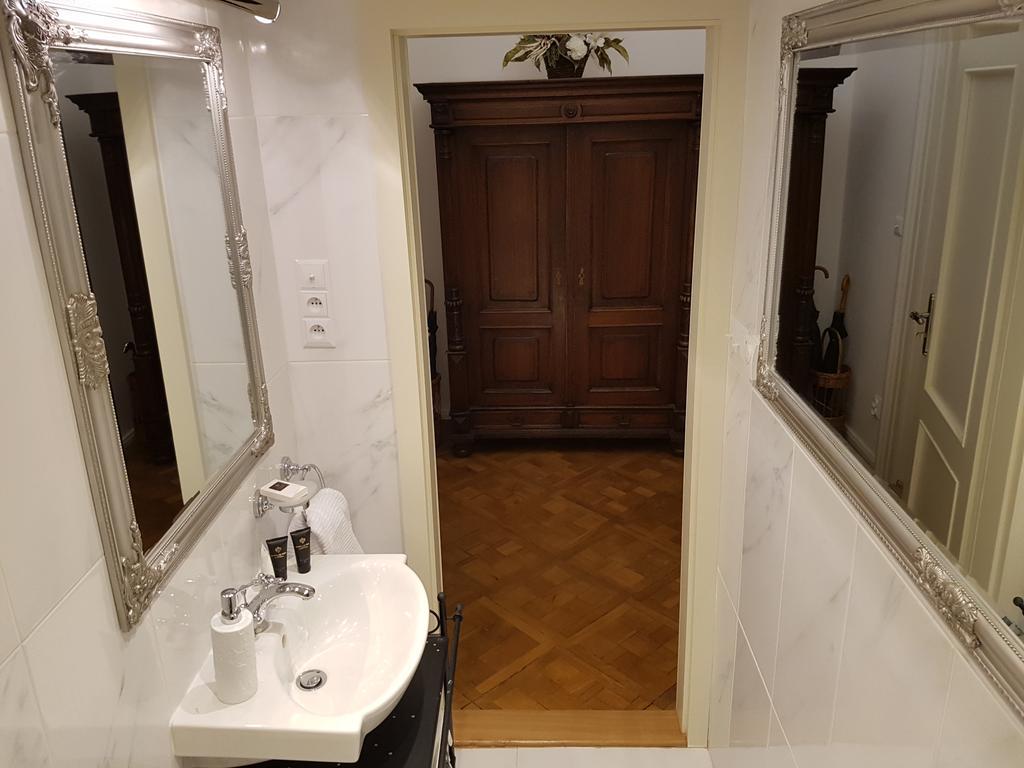 Charles Apartment Prága Kültér fotó